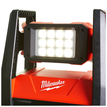 Аккумуляторный светодиодный фонарь с шарнирным световым блоком Milwaukee M18 HAL-0  (Арт. 4933451262)