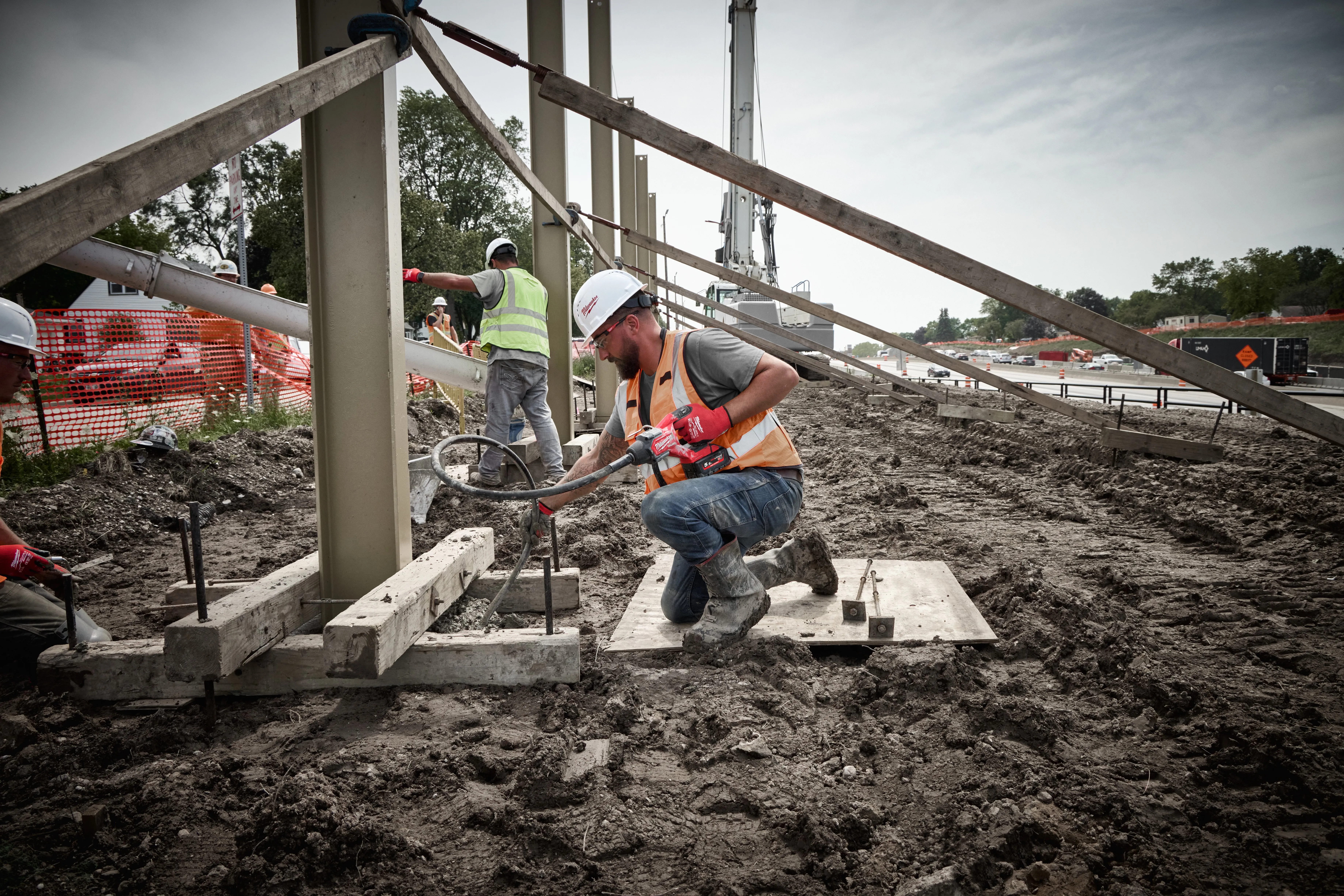 Аккумуляторный вибратор для бетона Milwaukee M18 FCVN12-0 FUEL (Арт. 4933479596)