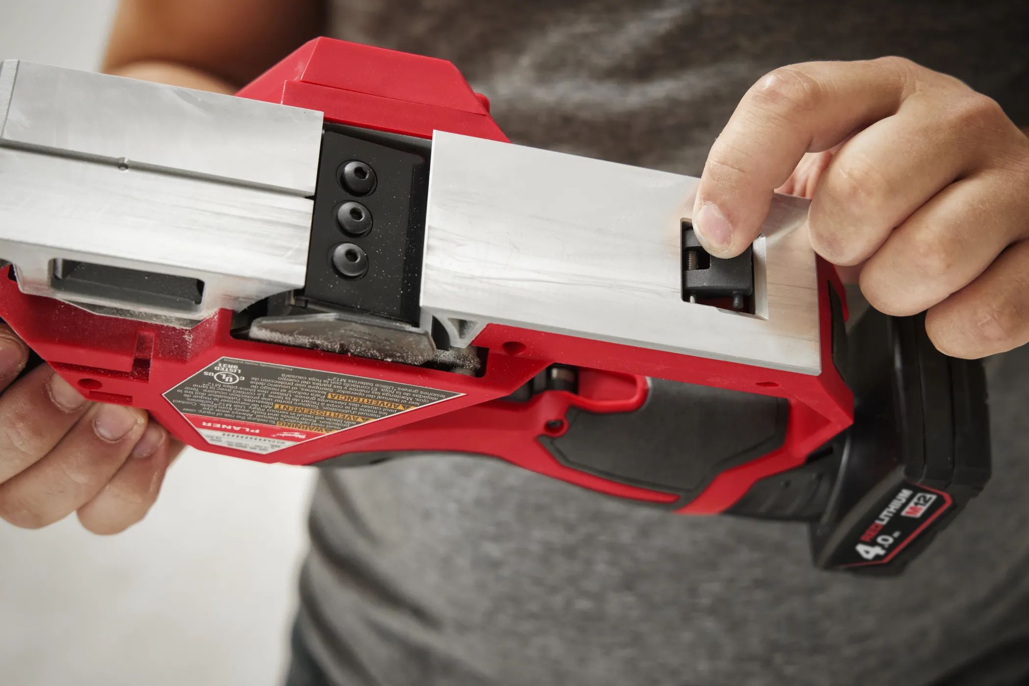 Аккумуляторный рубанок Milwaukee M12 BLP-402X (Арт. 4933492851)
