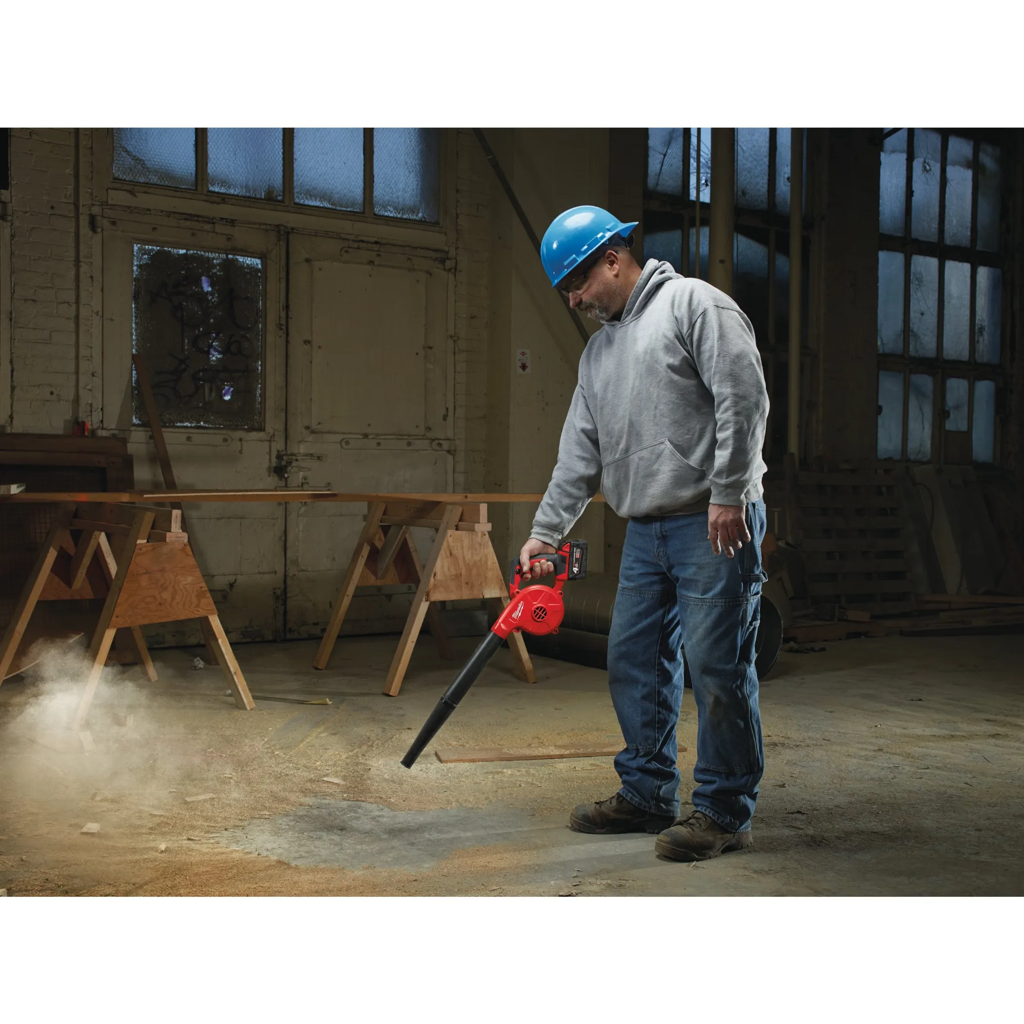 Аккумуляторная компактная воздуходувка Milwaukee M18 BBL-0  (Арт. 4933446216)