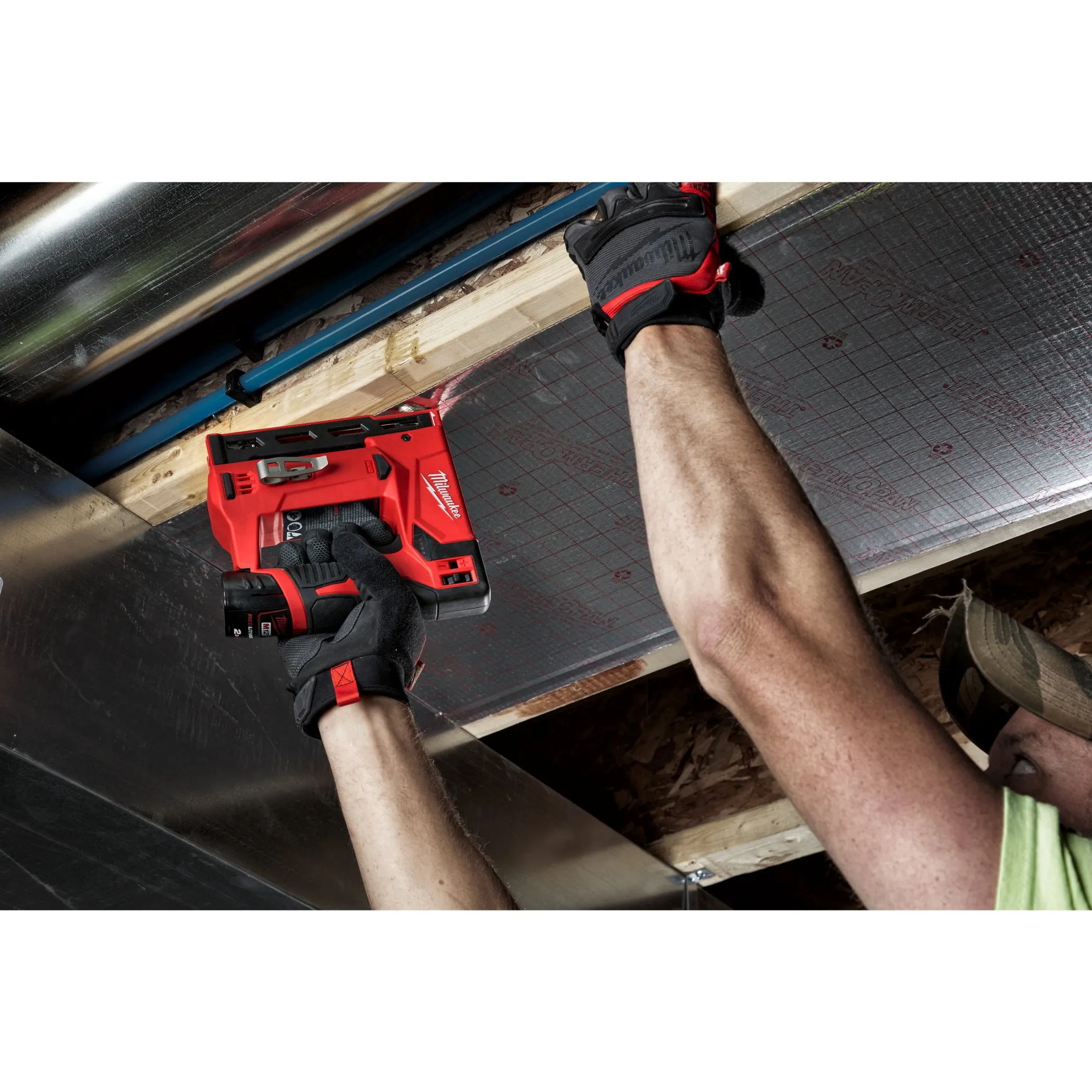 Аккумуляторный степлер Milwaukee M12 BST-202X  (Арт. 4933459635)