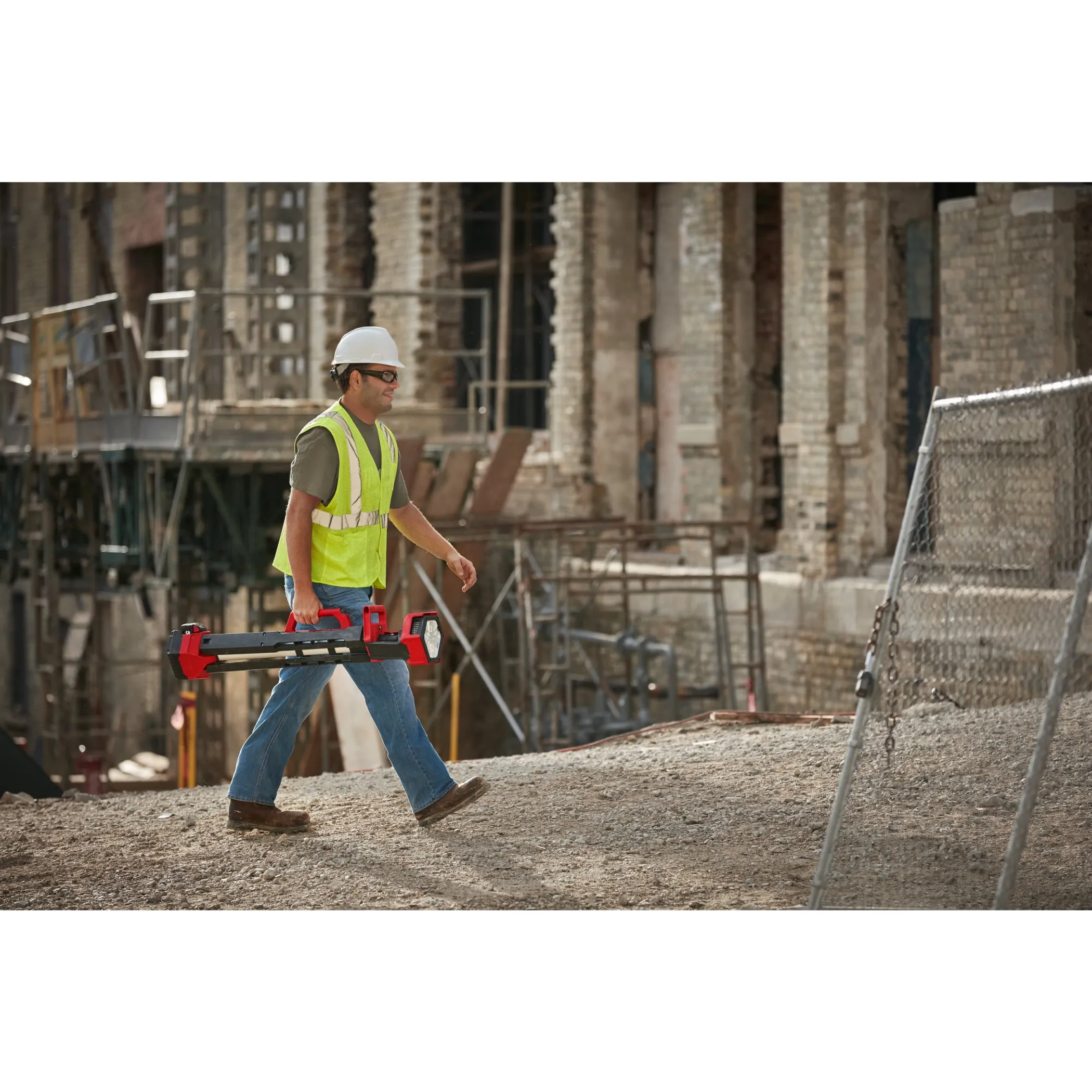 Аккумуляторная светодиодная мачта освещения Milwaukee M18 SAL-502B TRUEVIEW™  (Арт. 4933451896)