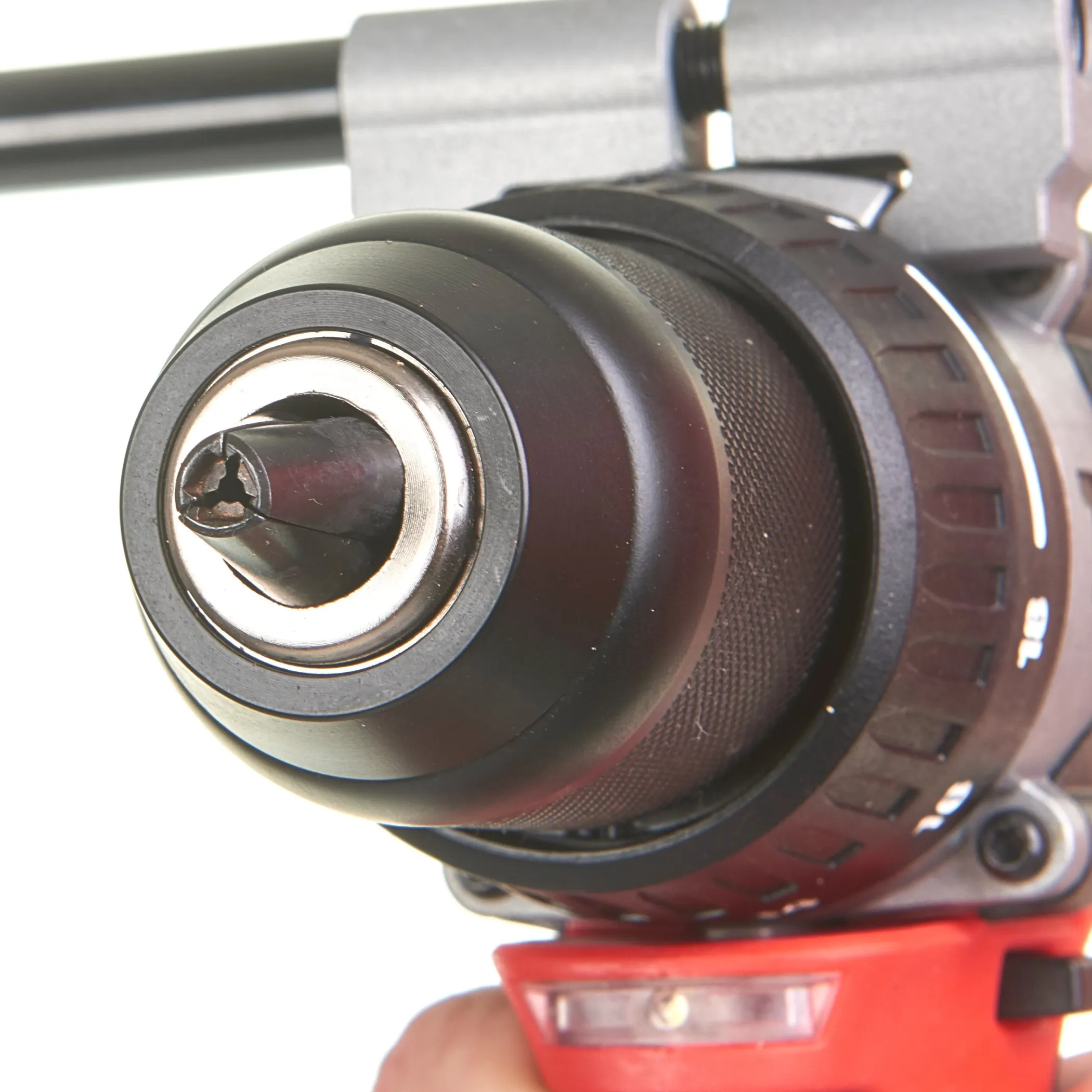 Аккумуляторная безударная дрель-шуруповерт Milwaukee M18 BLDD2-502X  (Арт. 4933464515)