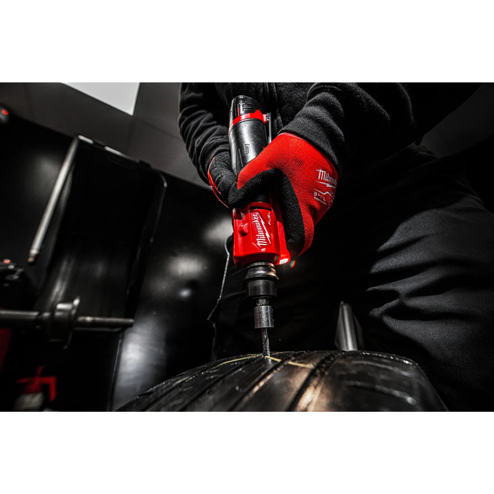 Аккумуляторная прямая шлифовальная машина для обработки шин Milwaukee M12 FTB-0 FUEL (Арт. 4933472215)