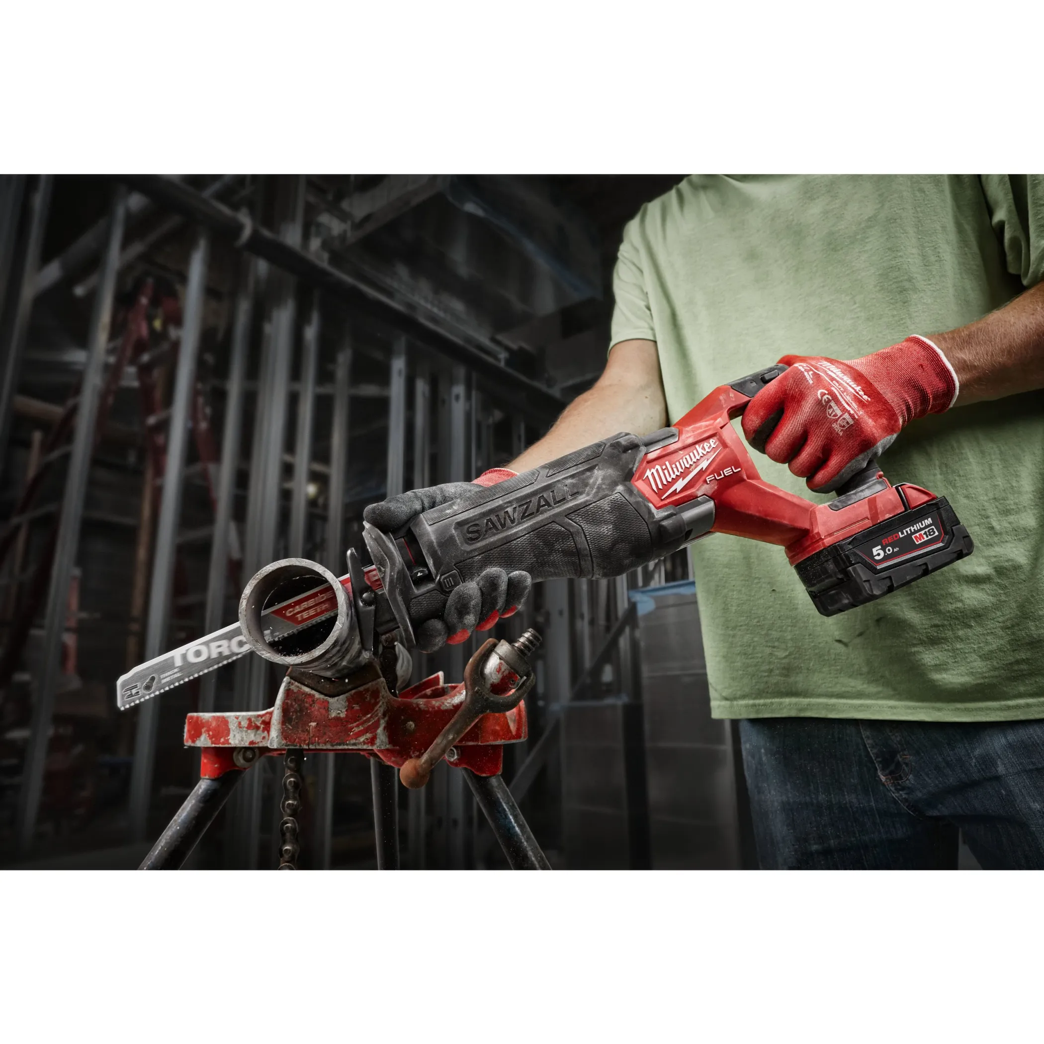 Аккумуляторная сабельная пила Milwaukee M18 FSZ-502X FUEL SAWZALL  (Арт. 4933478291)