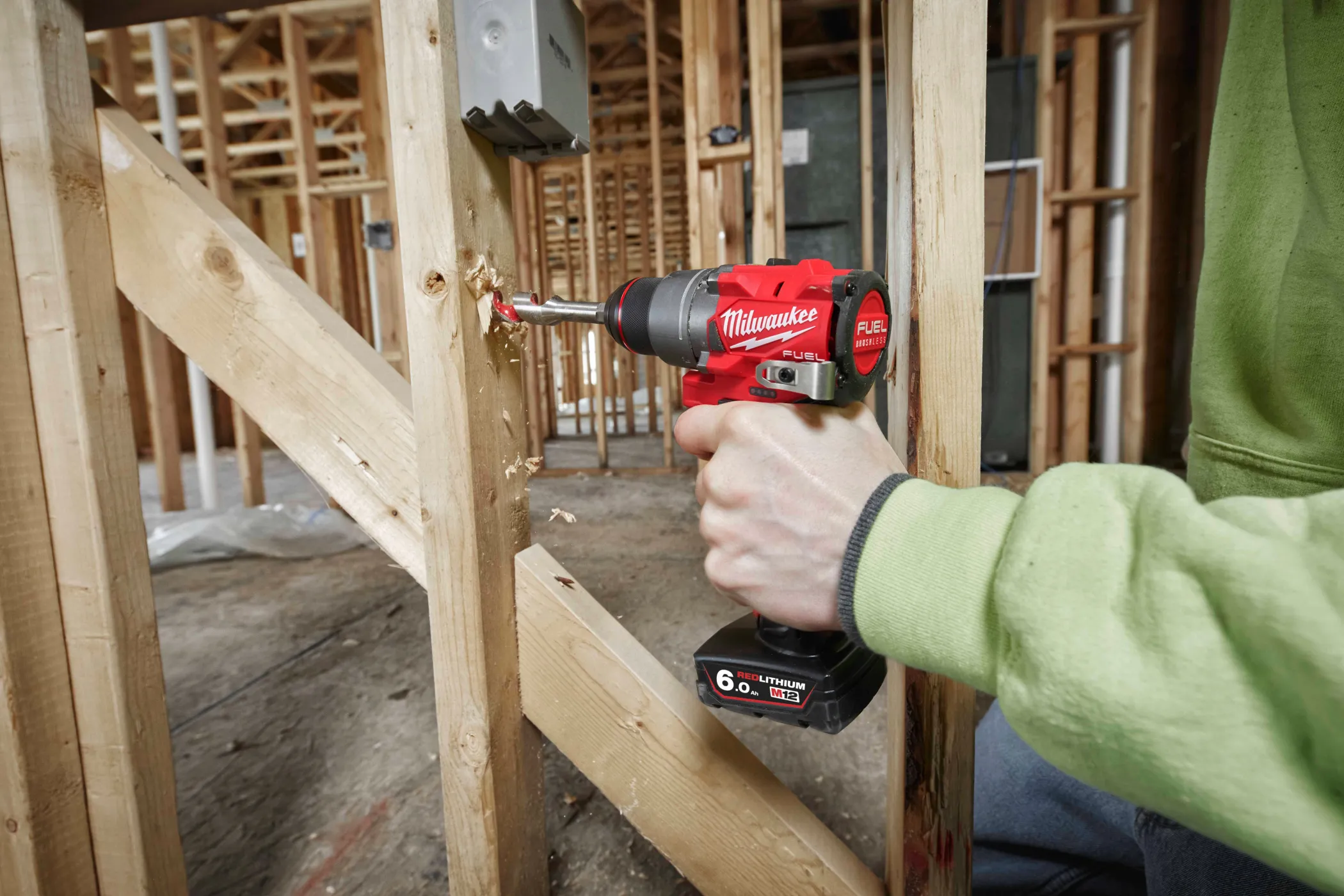 Аккумуляторная безударная дрель-шуруповерт Milwaukee M12 FDD2-602X FUEL (Арт. 4933479875)