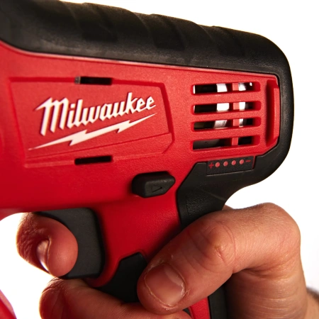 Аккумуляторный компактный 2-х режимный SDS-Plus перфоратор Milwaukee M12 H-202C  (Арт. 4933431340)