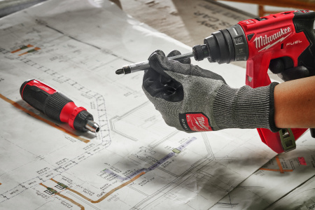 Отвертка Milwaukee универсальная с трещоткой 27 в 1  (Арт. 4932480583)