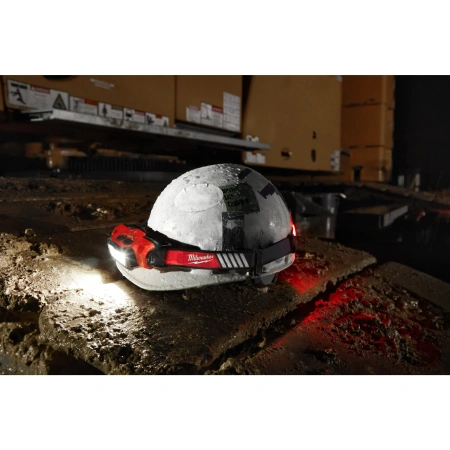 Аккумуляторный налобный, светодиодный фонарь, заряжаемый через USB Milwaukee L4 HL-VIS-301 (Арт. 4933479768)