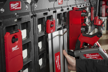 Крюк малый прямой универсальный для стеллажной системы Milwaukee PACKOUT (Арт. 4932493383)