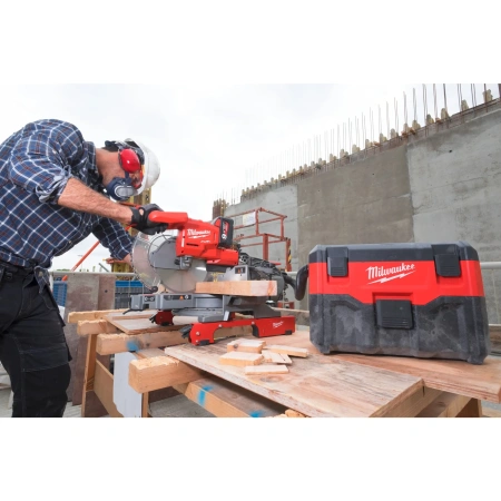 Аккумуляторный пылесос для воды и сухого мусора Milwaukee M18 VC2-0  (Арт. 4933464029)