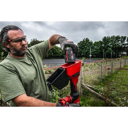 Аккумуляторный насос для перекачки воды Milwaukee M18 BLSWP-801 [FORGE™] (Арт. 4933498560)