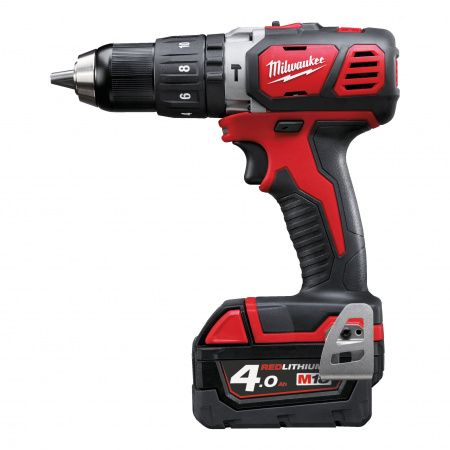 Аккумуляторная ударная дрель-шуруповерт Milwaukee M18 BPD-402C  (Арт. 4933443520)