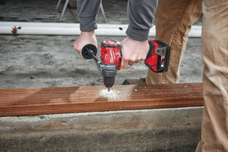 Аккумуляторная безударная дрель-шуруповерт Milwaukee M18 FDD3-502X FUEL (Арт. 4933479863)