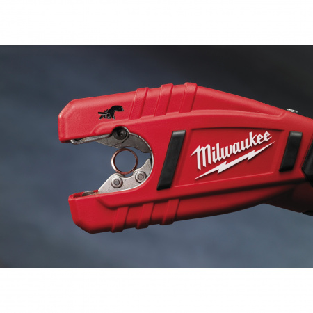 Аккумуляторный труборез для медных труб Milwaukee C12 PC-0  (Арт. 4933411920)