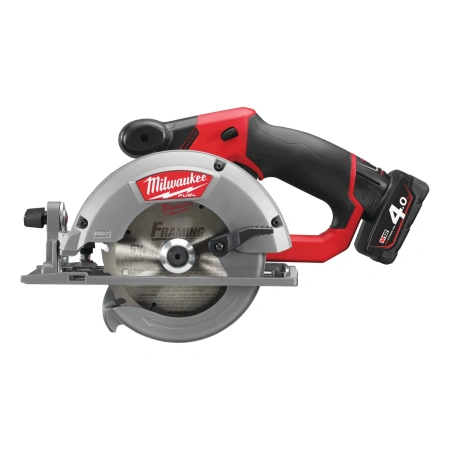 Аккумуляторная компактная циркулярная пила по дереву Milwaukee M12 CCS44-402C FUEL  (Арт. 4933448235)