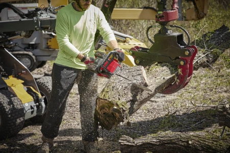 Аккумуляторная цепная пила Milwaukee M18 F2CHS50-0 FUEL (Арт. 4933480120)