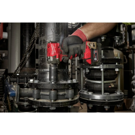 Аккумуляторный компактный ударный гайковерт с фиксацией пином Milwaukee M18 FIW2P12-502X FUEL (1/2'')  (Арт. 4933478447)