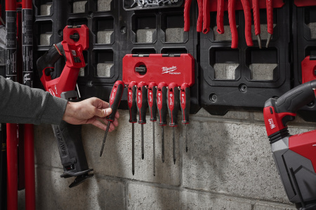 Планка крюков малых прямых универсальный для стеллажной системы Milwaukee PACKOUT (Арт. 4932493384)