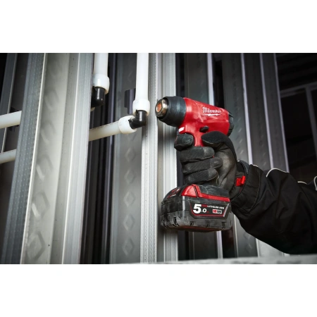 Аккумуляторный фен Milwaukee M18 BHG-502C  (Арт. 4933459772)