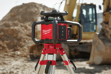 Аккумуляторный ротационный лазерный нивелир с красным лучом Milwaukee M18 RLOH600-201C (Арт. 4933493191)