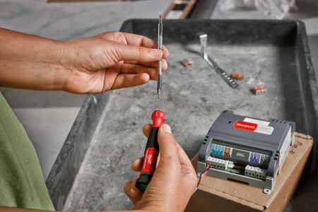 Отвертка Milwaukee TORX прецизионная 4 в 1 (Арт. 4932498175)