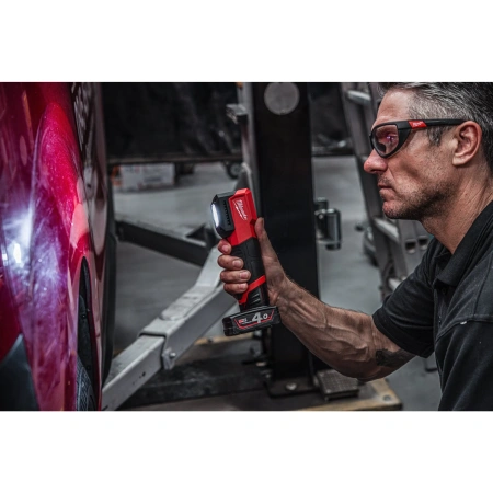 Аккумуляторный светодиодный фонарь для цветоподбора Milwaukee M12 CML-401 (Арт. 4933479366)