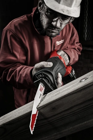 Полотно для сабельной пилы, демонтажное по дереву, дереву с гвоздями, пластику Milwaukee THE AX 230 мм/ шаг зуба 5 мм (5 шт) (экоупак.) (замена для 48005026) (Арт. 48475026)