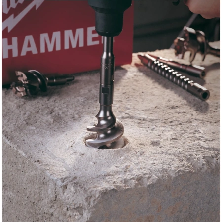 Туннельный бур по не армированному бетону Milwaukee SDS-Max TCT 65 X 550 мм  (Арт. 4932373894)