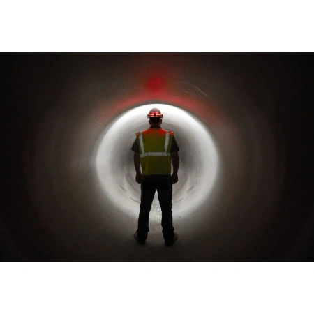 Аккумуляторный налобный, светодиодный фонарь, заряжаемый через USB Milwaukee L4 HL-VIS-201  (Арт. 4933471389)