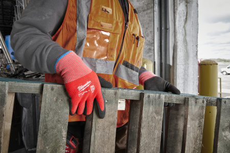 Перчатки зимние Milwaukee с защитой от минимальных рисков, уровень 2, размер L/9 (12 пар) (Арт. 4932480608)