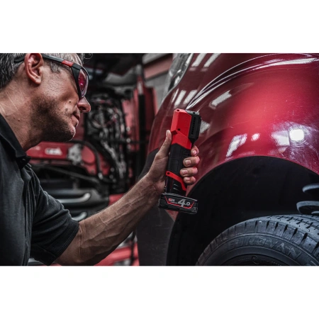 Аккумуляторный светодиодный фонарь для цветоподбора Milwaukee M12 CML-401 (Арт. 4933479366)