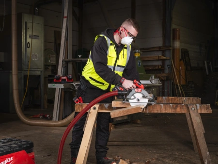 Аккумуляторная циркулярная пила по дереву Milwaukee M18 FCS66GR3-0 FUEL (Арт. 4933493491)