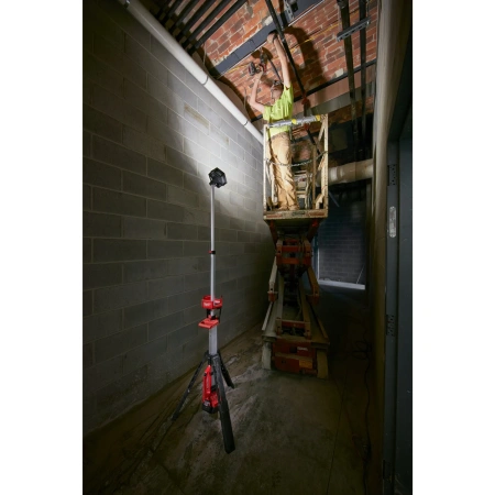 Аккумуляторная светодиодная мачта освещения Milwaukee M18 SAL-502B TRUEVIEW™  (Арт. 4933451896)