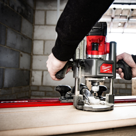 Аккумуляторный фрезер Milwaukee M18 FR12-0X (Арт. 4933493304)