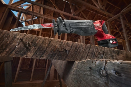 Полотно для сабельной пилы, демонтажное по дереву, дереву с гвоздями, пластику с твердосплавными зубьями Milwaukee AX CARBIDE TEETH 230 мм/ шаг зуба 5 мм (1 шт) (экоупак.) (замена для 48005226) (Арт. 48475226)