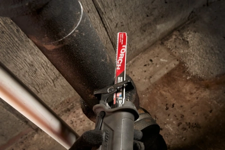 Полотно для сабельной пилы по металлу и чугуну с твердосплавными зубьями Milwaukee THE TORCH NITRUS CARBIDE 230 мм/ шаг зуба 3.17 мм (1 шт) (экоупак.) (замена для 48005262) (Арт. 48475262)