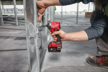 Аккумуляторный импульсный винтоверт Milwaukee M18 FID3-502X FUEL (Арт. 4933479865)