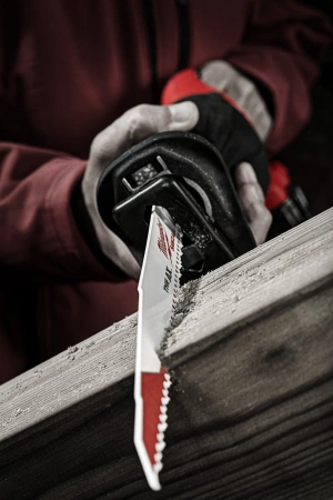 Полотно для сабельной пилы, демонтажное по дереву, дереву с гвоздями, пластику Milwaukee THE AX 230 мм/ шаг зуба 5 мм (5 шт) (экоупак.) (замена для 48005026) (Арт. 48475026)