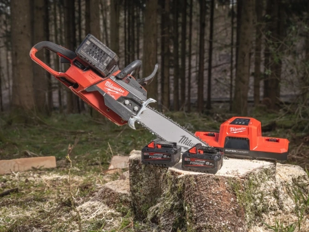 Аккумуляторная цепная пила Milwaukee M18 F2CHS50-0 FUEL (Арт. 4933480120)