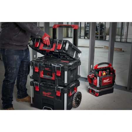 Ящик на колесах Milwaukee PACKOUT TROLLEY BOX  (Арт. 4932464078)