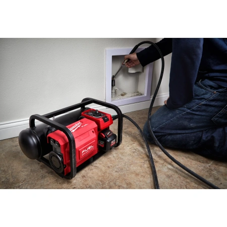 Аккумуляторный компрессор Milwaukee M18 FAC-0 FUEL  (Арт. 4933472166)