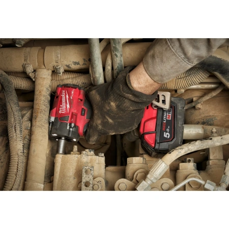 Аккумуляторный компактный ударный гайковерт с фиксацией пином Milwaukee M18 FIW2P12-502X FUEL (1/2'')  (Арт. 4933478447)