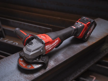 Аккумуляторная углошлифовальная машина (УШМ, Болгарка) Milwaukee M18 FHSAGO125 VXPDB2-0X FUEL ONE-KEY 125мм (Арт. 4933493419)