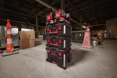 Зарядная станция Milwaukee M18 PC6 EU PACKOUT (Арт. 4932480162)