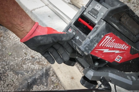 Аккумуляторная виброрейка Milwaukee MXF PSCKIT-302 FUEL (Арт. 4933479774)