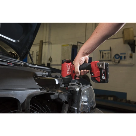 Аккумуляторный гидравлический импульсный винтоверт Milwaukee M18 FQID-502X FUEL SURGE™  (Арт. 4933451790)