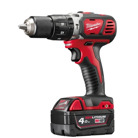 Аккумуляторная ударная дрель-шуруповерт Milwaukee M18 BPD-402C  (Арт. 4933443520)