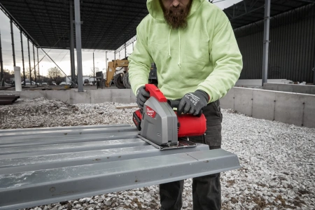 Аккумуляторная циркулярная пила по металлу Milwaukee M18 FMCS66-121C [FORGE™] FUEL (замена для 4933472111) (Арт. 4933499243)