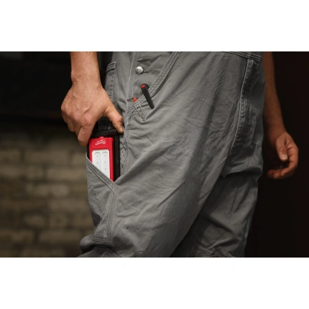 Аккумуляторный светодиодный фонарь с шарнирным световым блоком, заряжаемый через USB Milwaukee IR FFL (Арт. 4933493528)